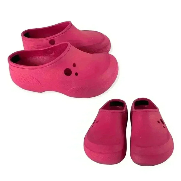 Crocs Pink Clogs Youth Sz J1 Big Kids Slip On - Picture 3 of 9
